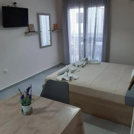 Apartment Theo And Irin's