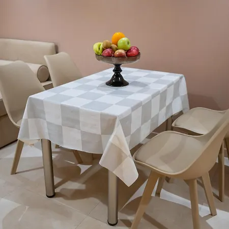 Theo And Irin's Apartment *