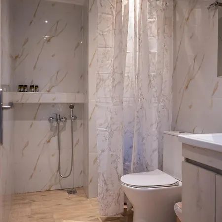 Theo And Irin's Apartamento *