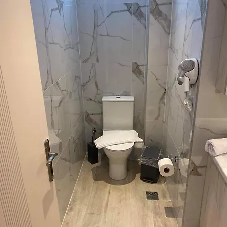 Theo And Irin's 아파트 *